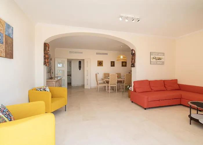 Paradise Retreat In Estepona * 埃斯特波纳